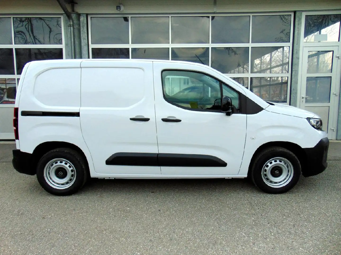 Opel Combo Combo Cargo 1.2 Turbo L1 Comfort Blanc - 2
