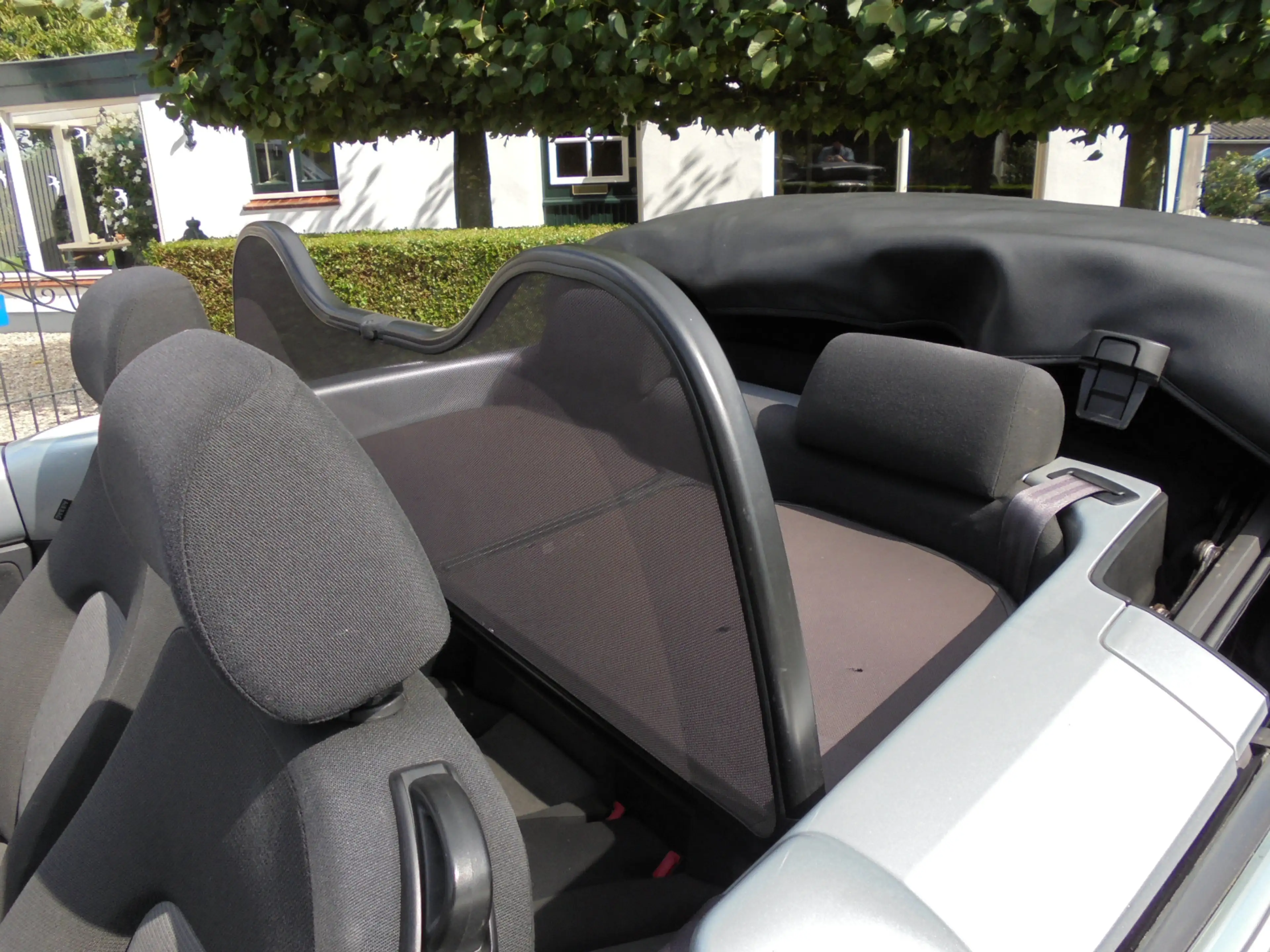 Volkswagen New Beetle Cabriolet 1.6 Highline **NL-AUTO**122.000 org.km.N — photo 27