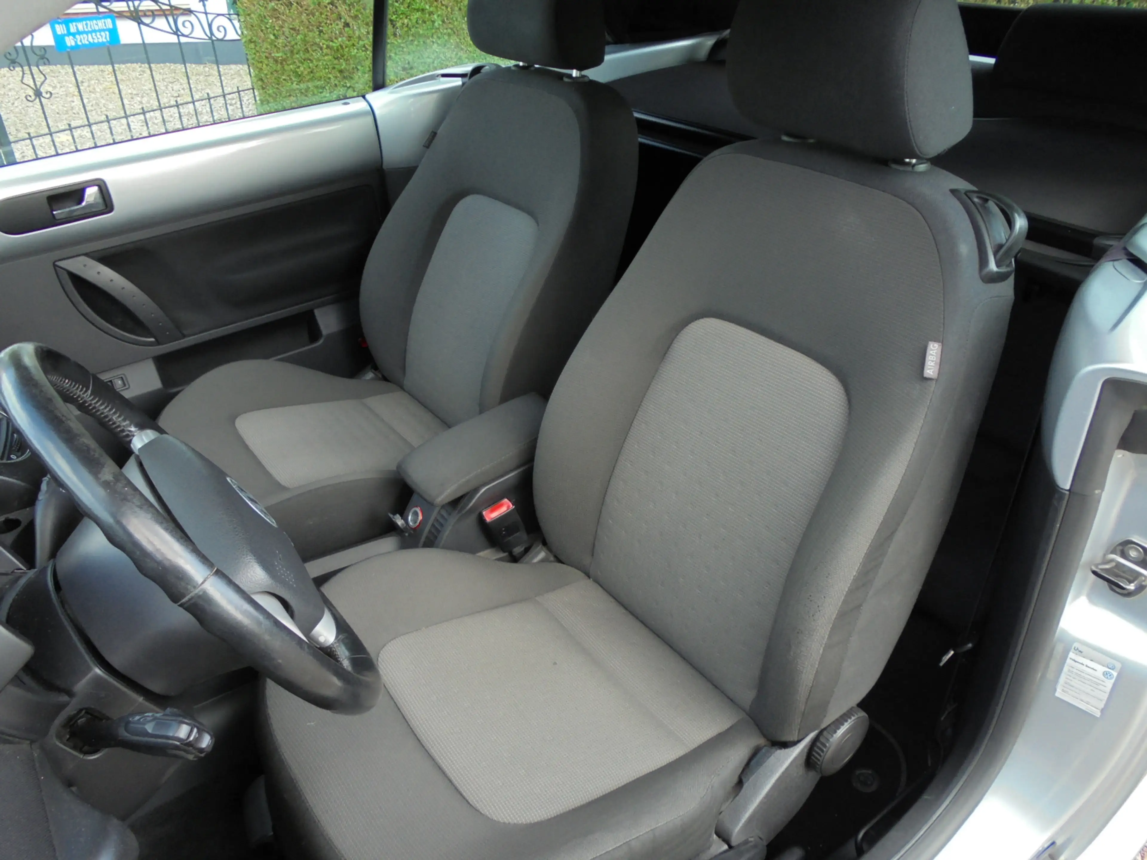 Volkswagen New Beetle Cabriolet 1.6 Highline **NL-AUTO**122.000 org.km.N — photo 19