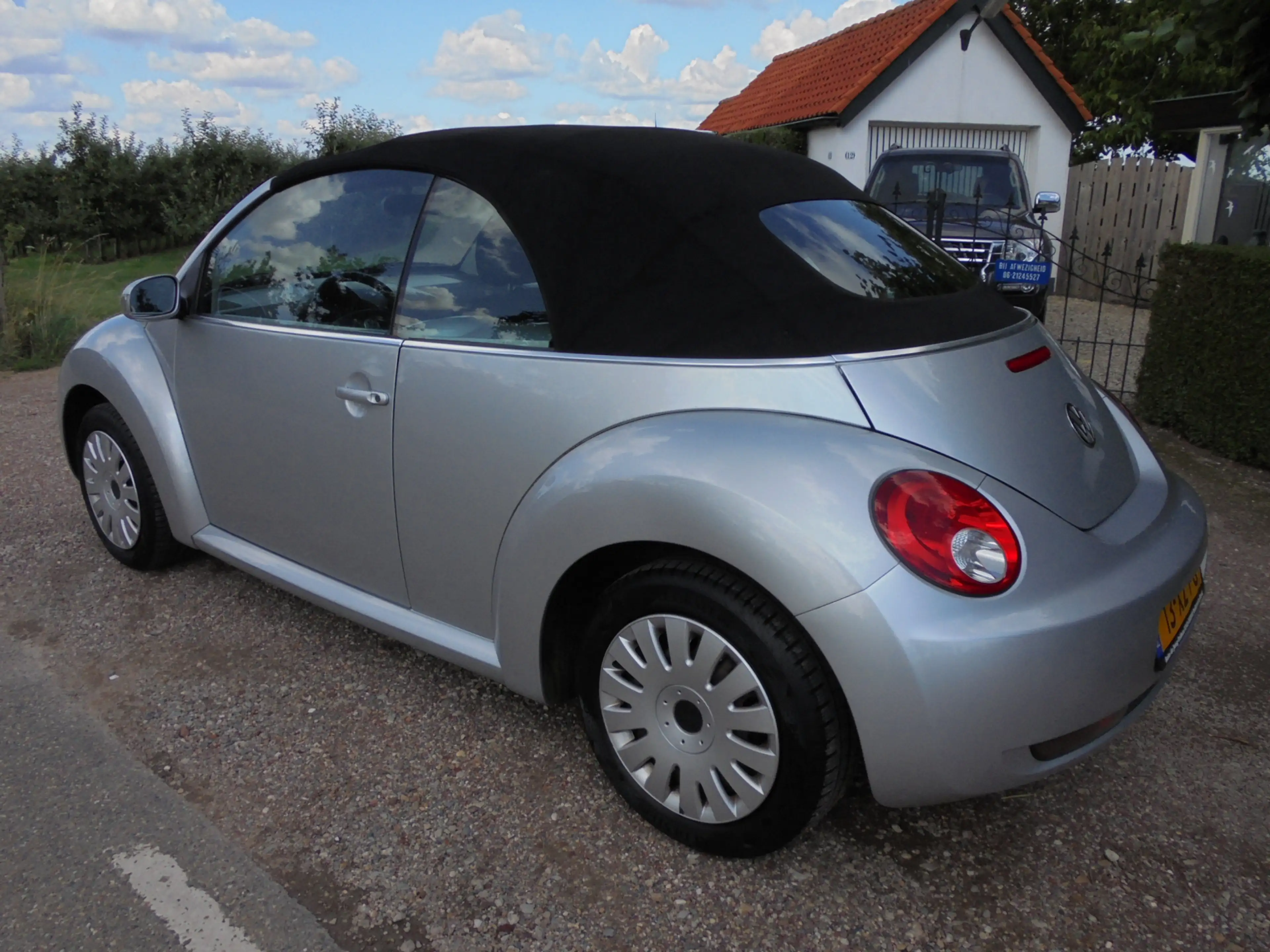 Volkswagen New Beetle Cabriolet 1.6 Highline **NL-AUTO**122.000 org.km.N — photo 7
