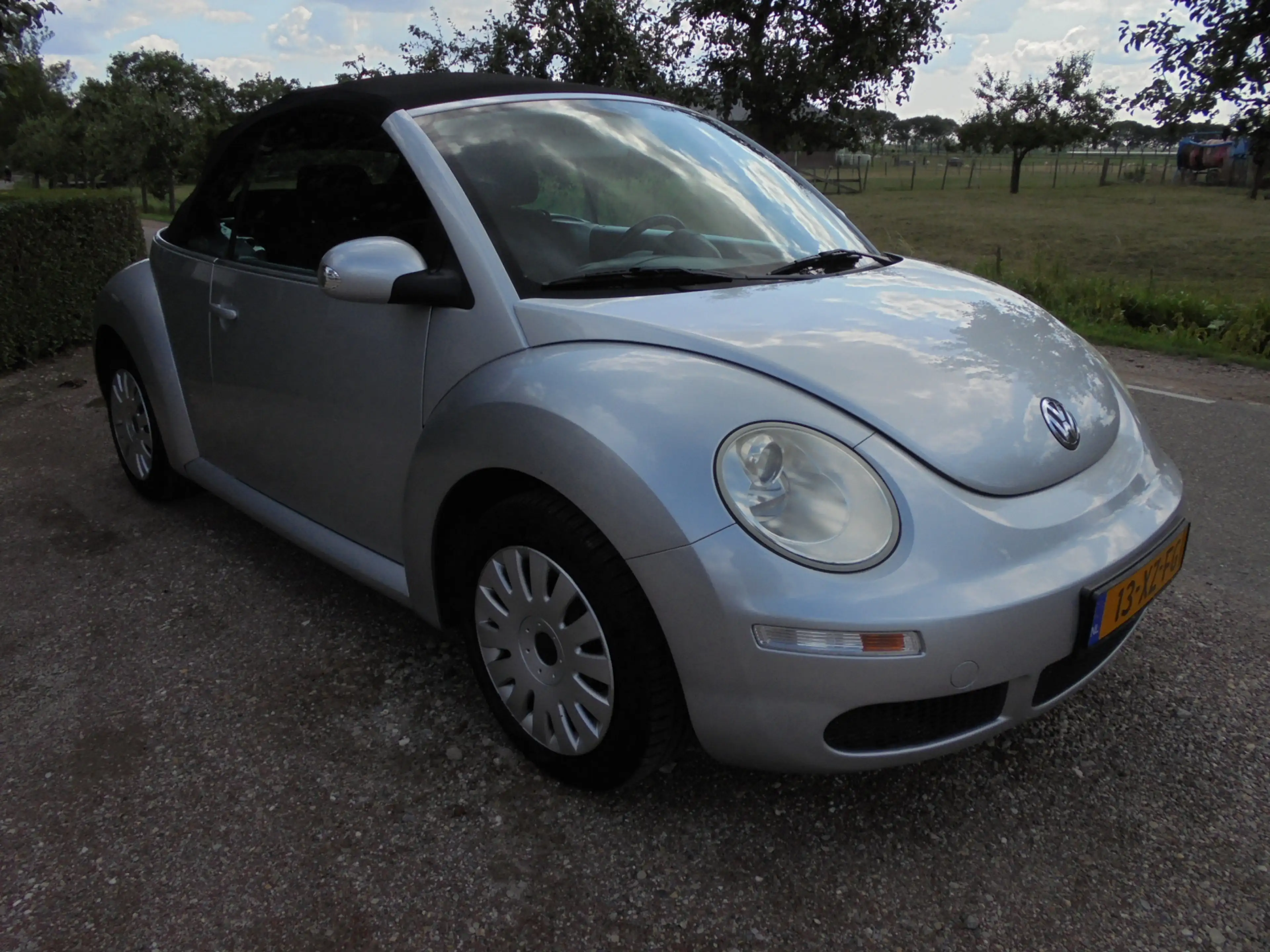 Volkswagen New Beetle Cabriolet 1.6 Highline **NL-AUTO**122.000 org.km.N — photo 16