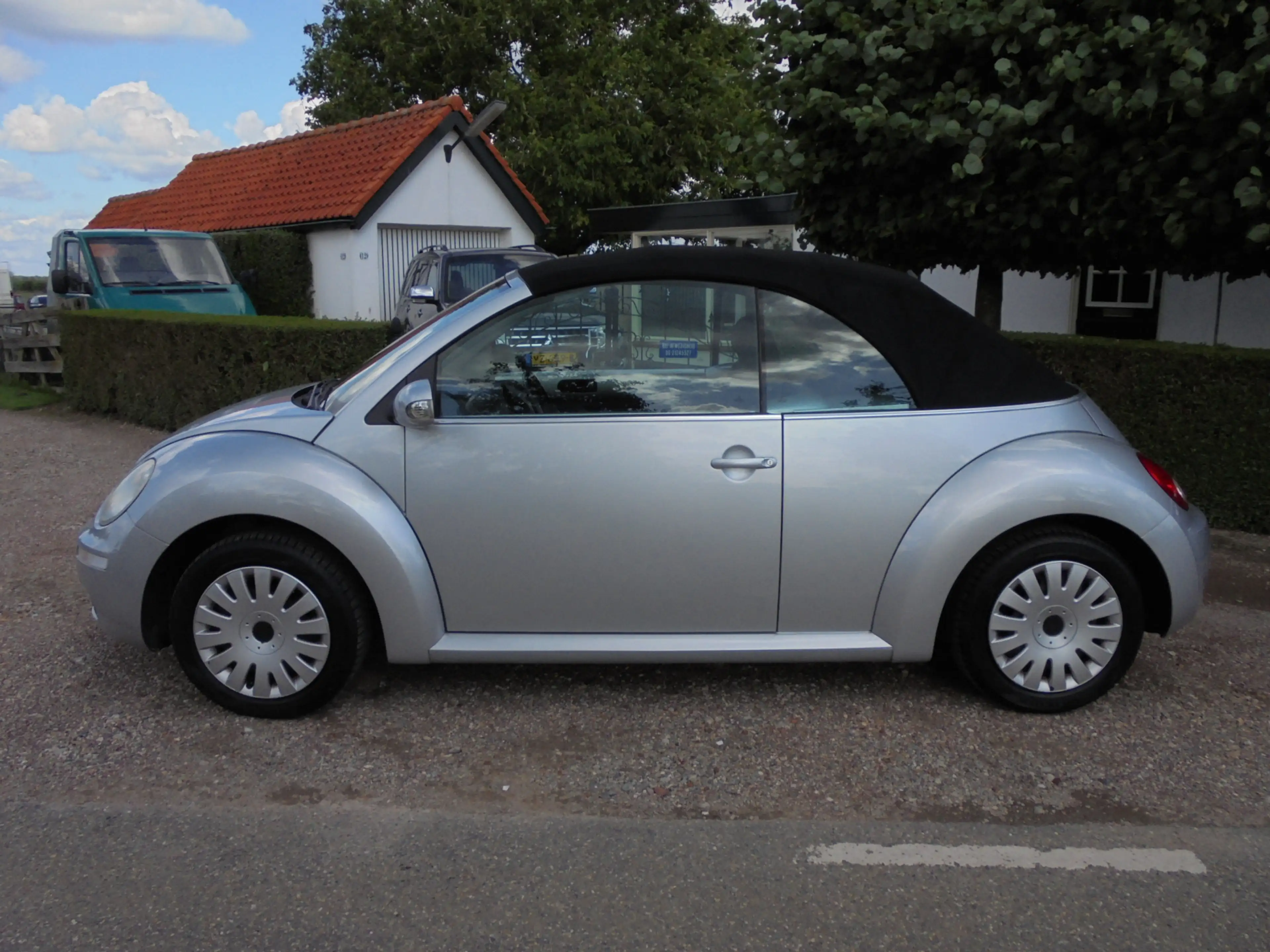Volkswagen New Beetle Cabriolet 1.6 Highline **NL-AUTO**122.000 org.km.N — photo 5