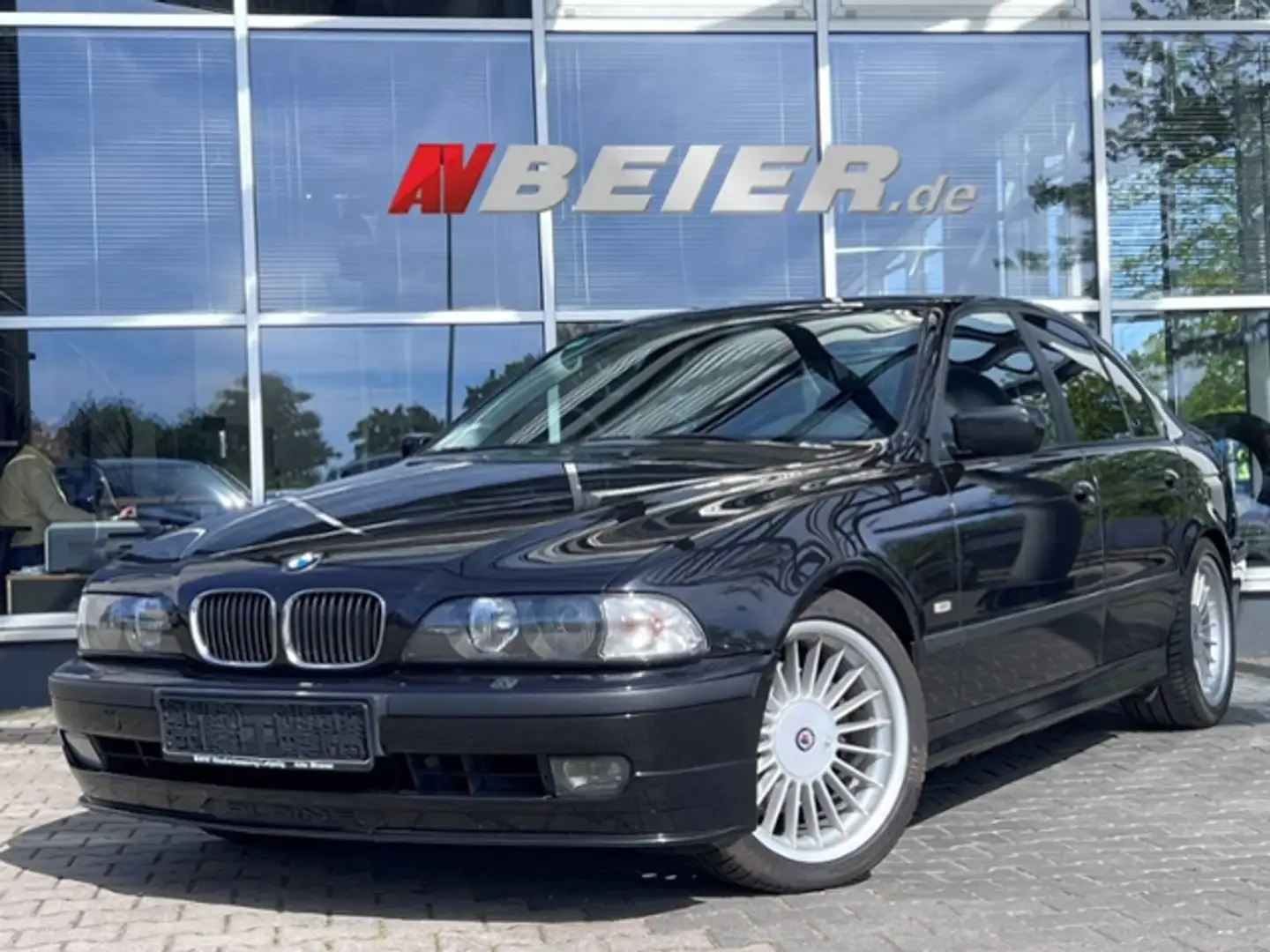 Alpina B10 Černá - 2