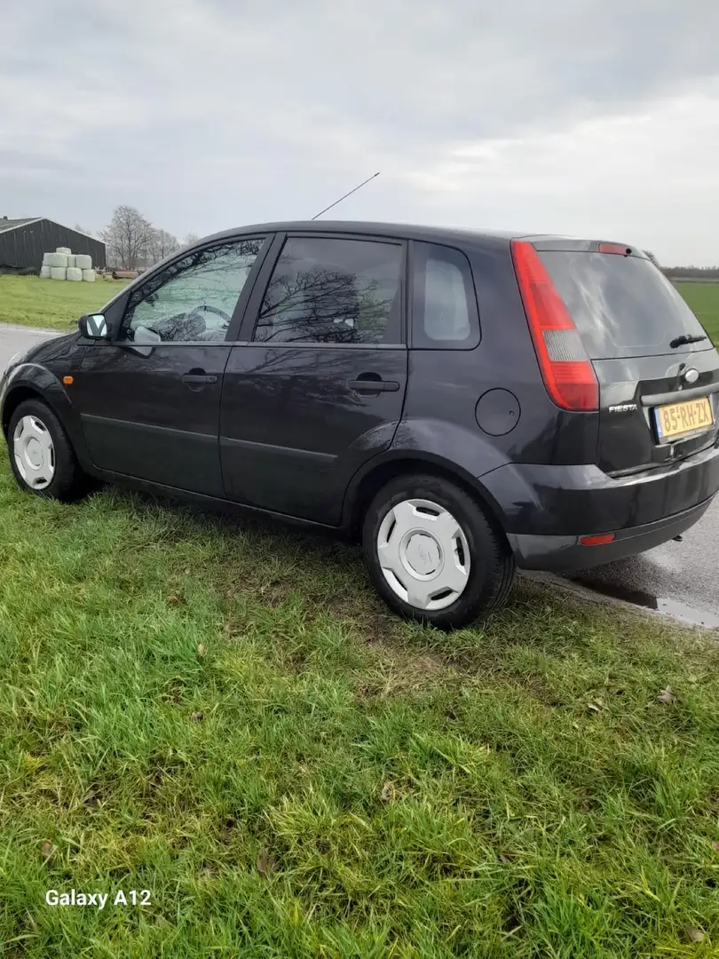 Ford Fiesta 1.3 Ambiente Zwart - 2