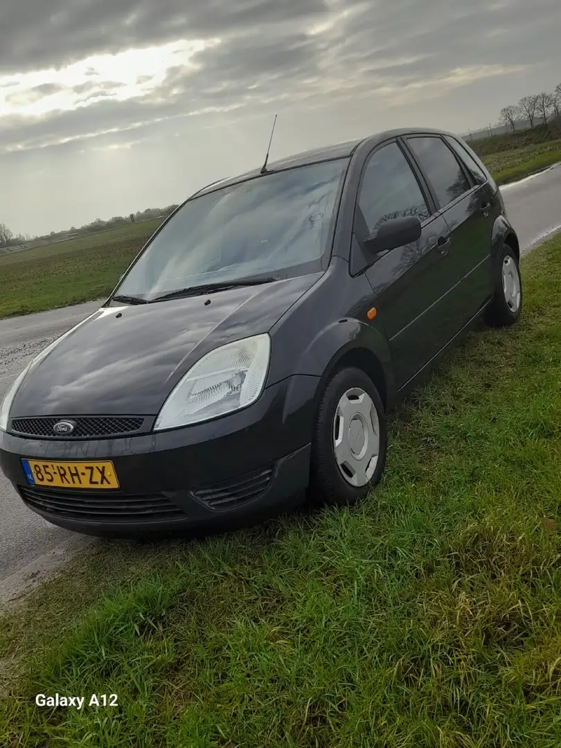 Ford Fiesta 1.3 Ambiente Zwart - 1