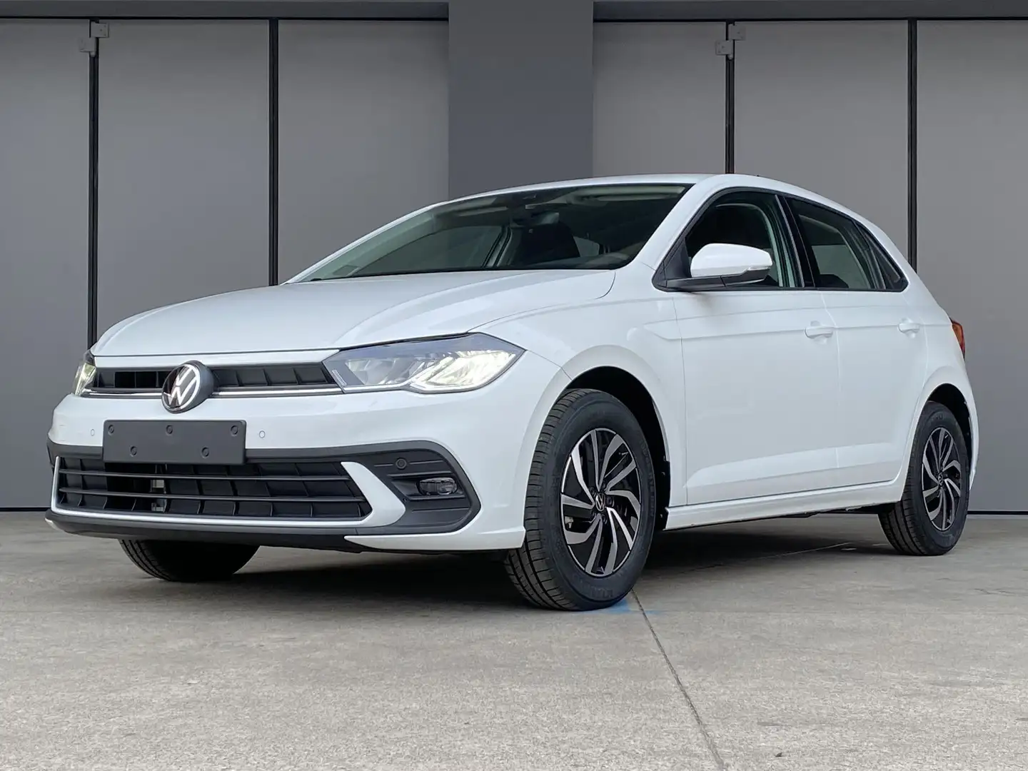 Volkswagen Polo Polo 1.0 Edition Plus - 1