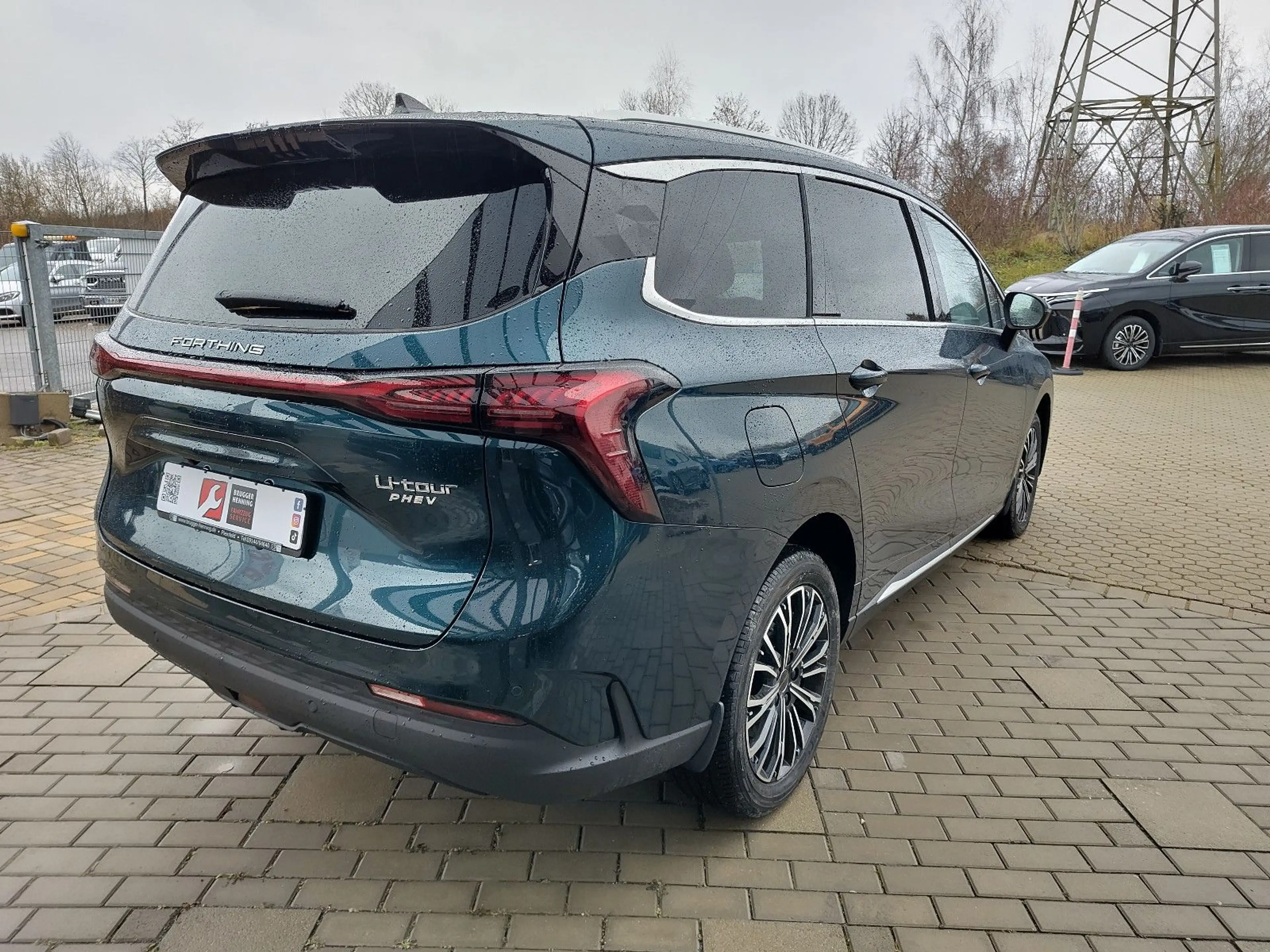 DFM Forthing 4 PHEV Apple/Android 360°Kam u.v.m. — photo 5