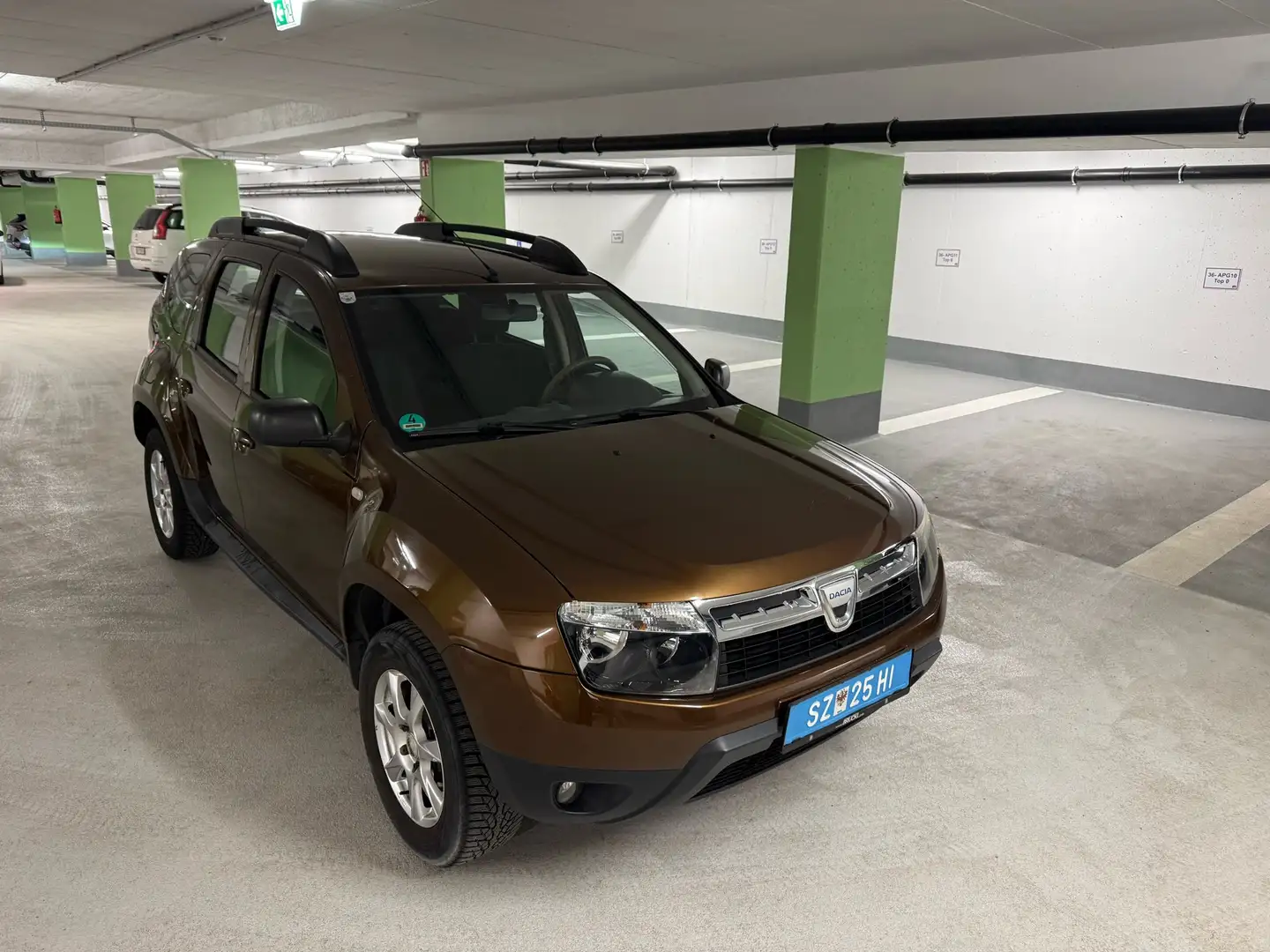 Dacia Duster Dacia Duster Laurèate 1,6 16V Laurèate 4x4 - 2