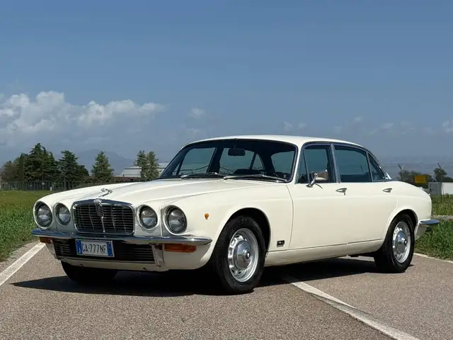 Jaguar XJ12 5.3 Fuel Iniection ASI