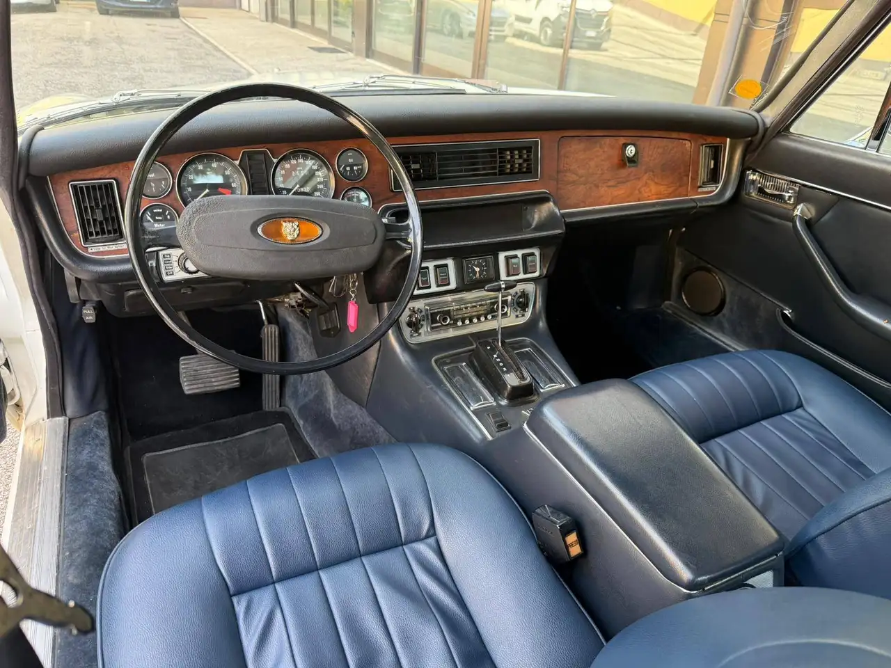 Jaguar XJ12 5.3 Fuel Iniection ASI, foto 9