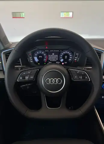 Audi A1 view 7