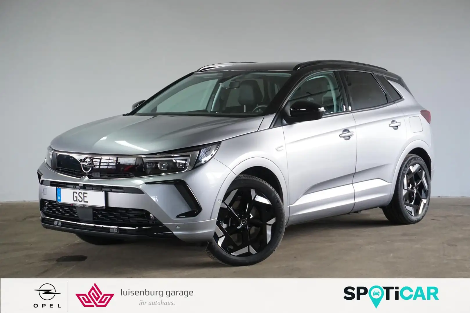Opel Grandland GSe 4x4 Plug-In-Hybrid  AT | Alcantara Silber - 1
