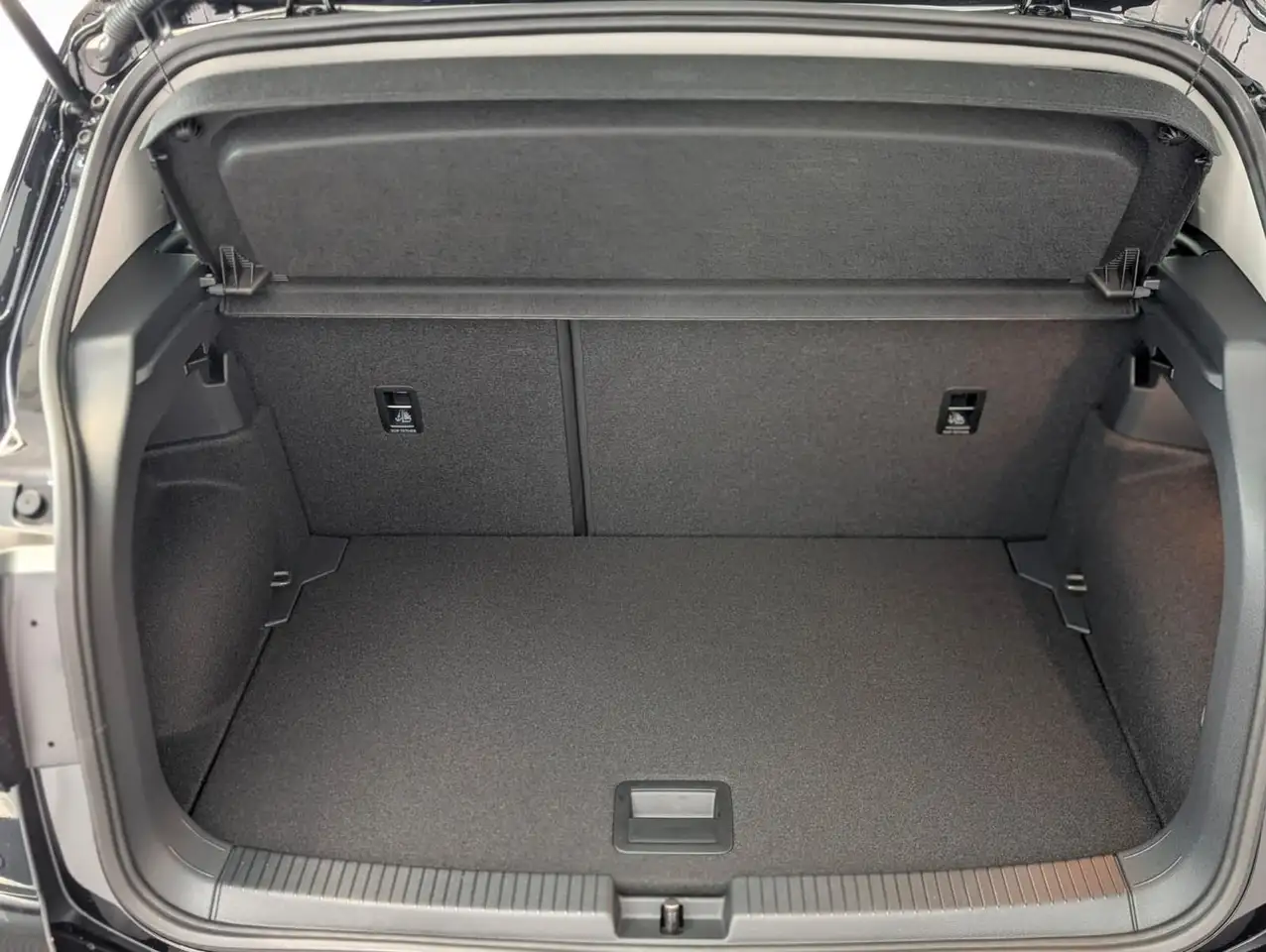 Volkswagen T-Cross 1.0 TSI DSG"Life"AHK App LaneASS 5