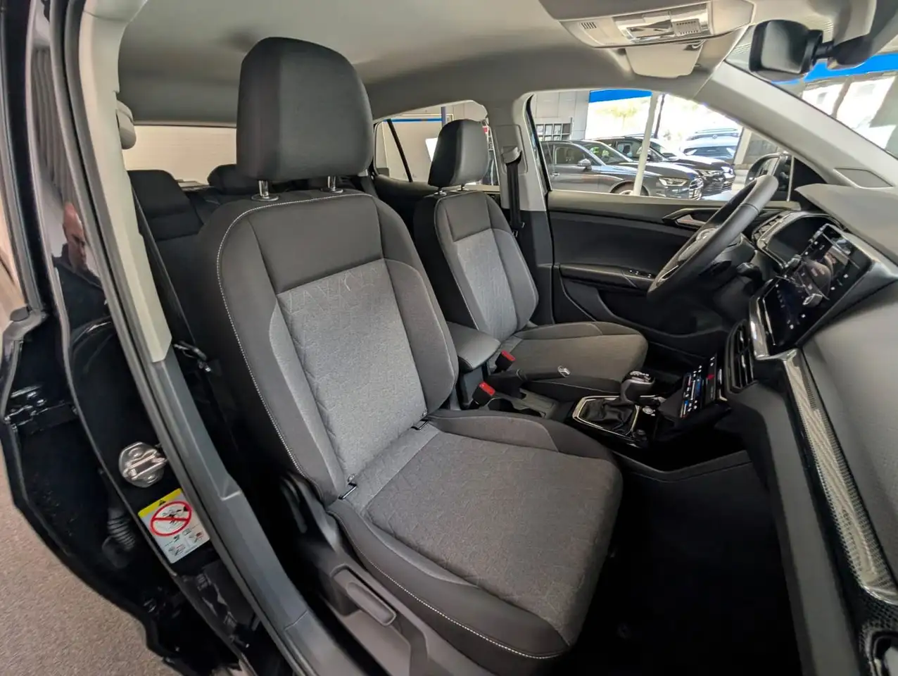 Volkswagen T-Cross 1.0 TSI DSG"Life"AHK App LaneASS 6