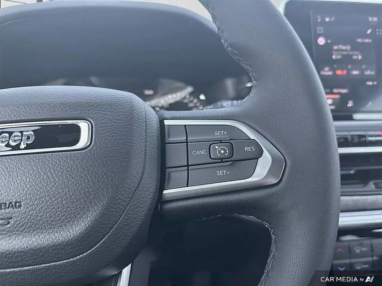 Jeep Compass photo Jeep Compass