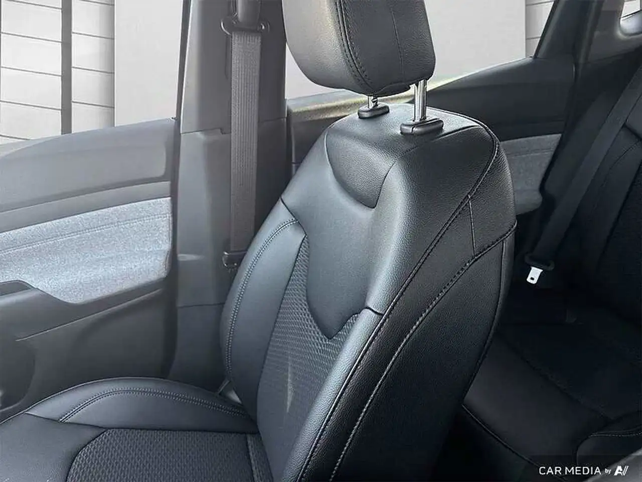 Jeep Compass photo Jeep Compass