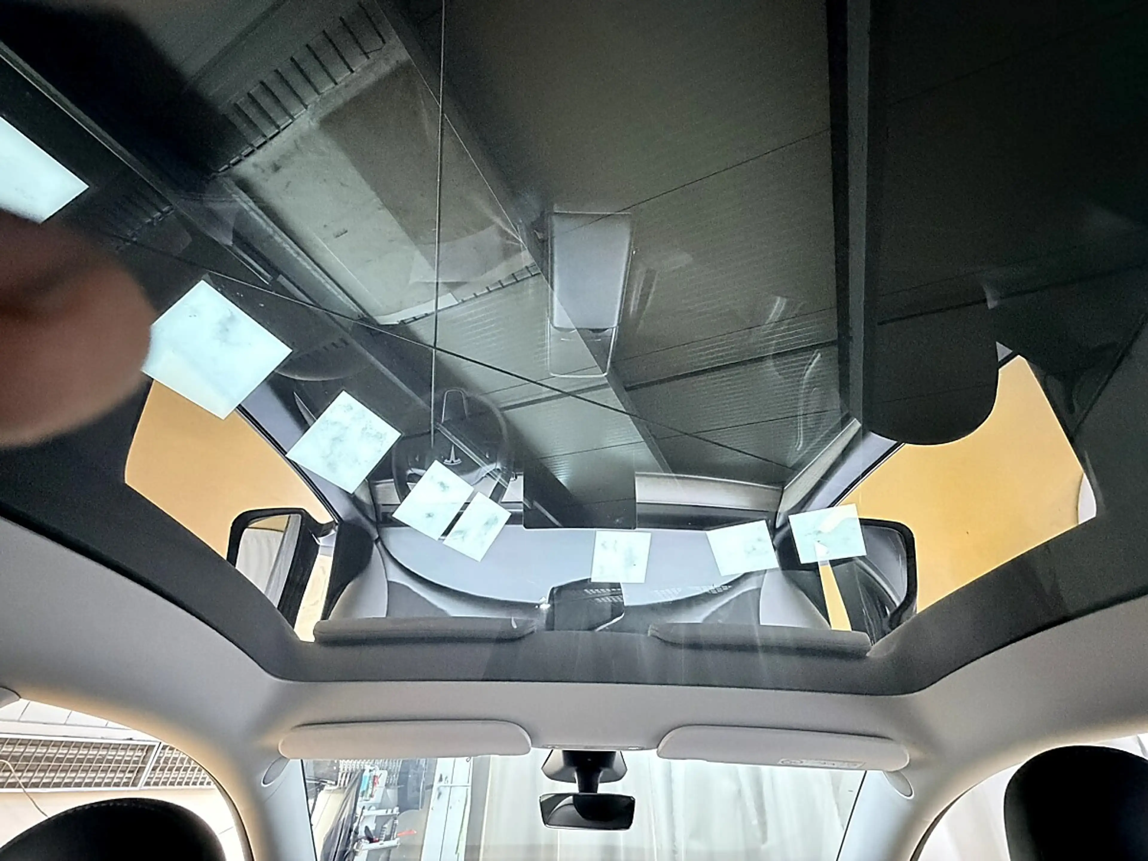 Tesla Model Y Long Range AWD 79kWh — photo 18