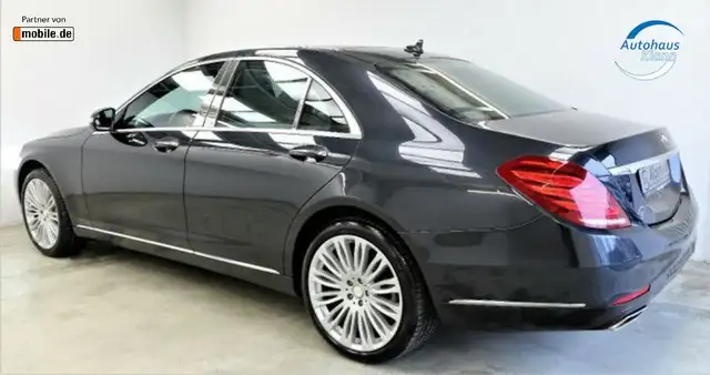 Mercedes-Benz S-Class view 8