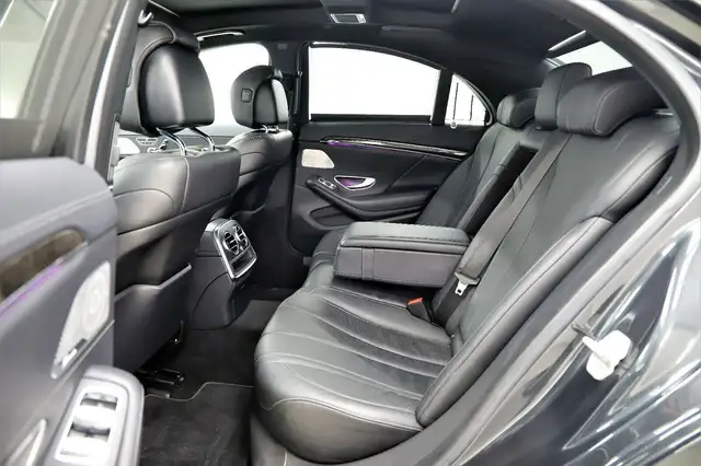 Mercedes-Benz S-Class view 11