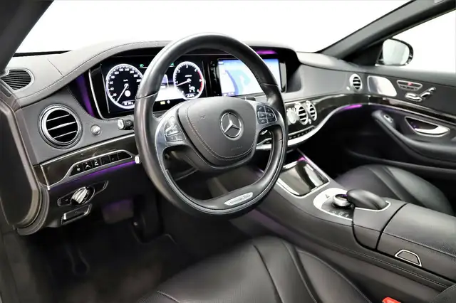 Mercedes-Benz S-Class view 13