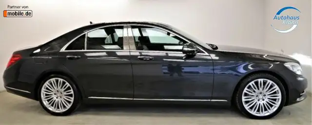 Mercedes-Benz S-Class view 5