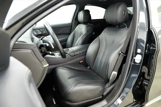 Mercedes-Benz S-Class view 9