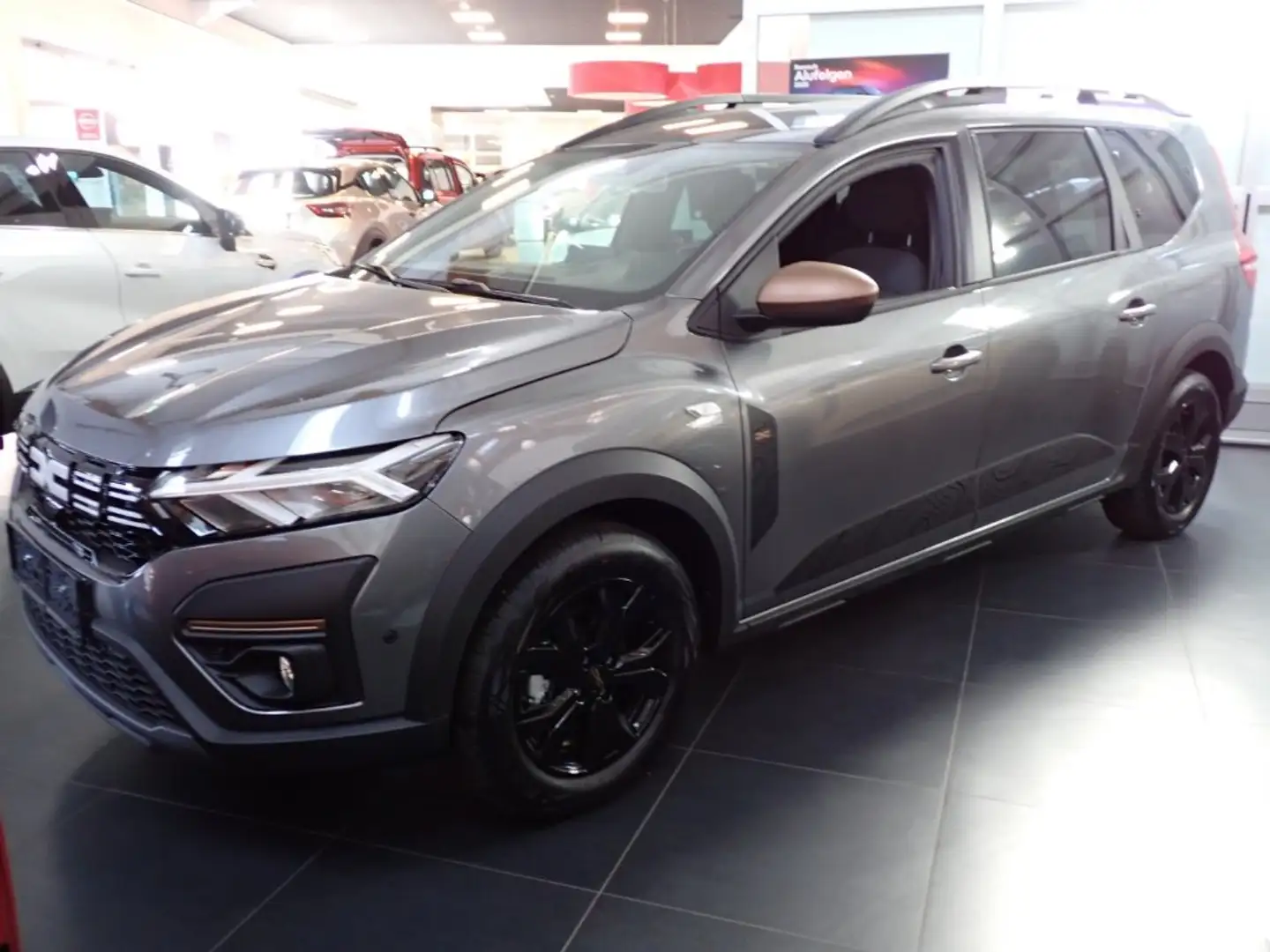 Dacia Jogger Extreme HYBRID 140 7-sitzig Gris - 2