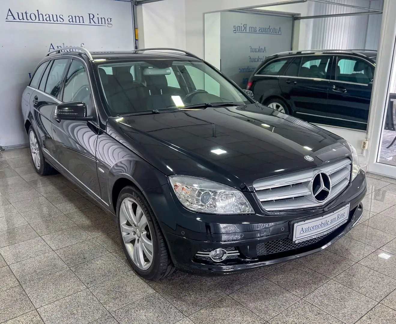 Mercedes-Benz C 180 T Avantgarde Automatik Navi Scheckheftgepf Negro - 1