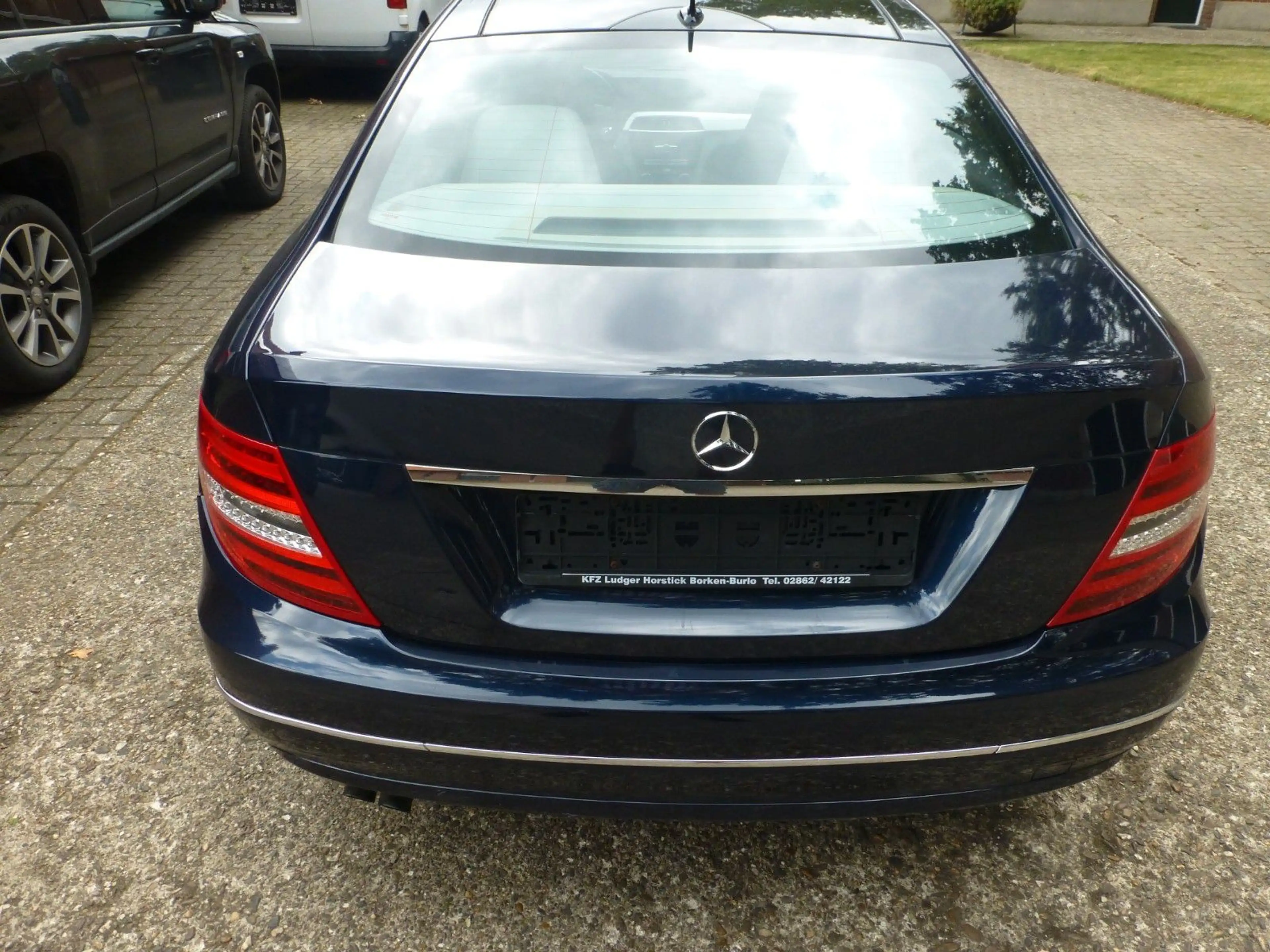 Mercedes-Benz C 180 C Coupe C 180 CGI BlueEfficiency — photo 6
