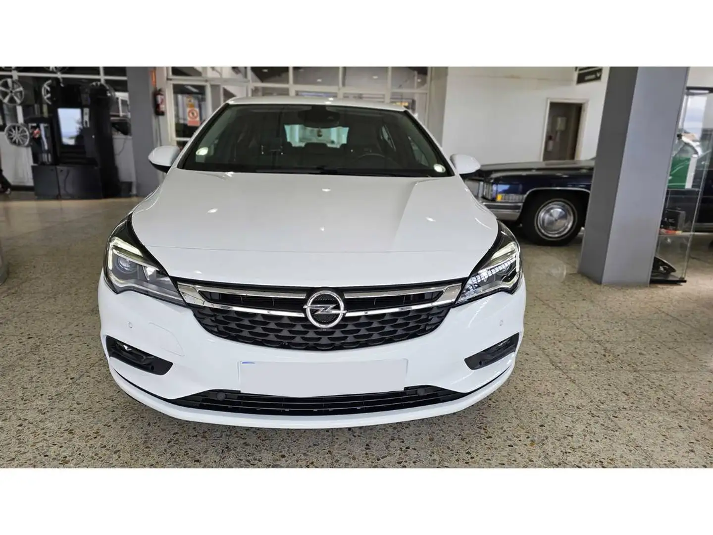 Opel Astra 1.6CDTi S/S Excellence 136 Blanc - 2