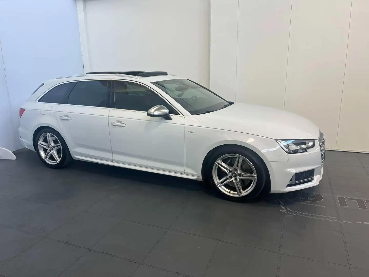 Audi S4 S4 Avant 3.0 tfsi Business quattro 354cv tiptronic Bílá - 2