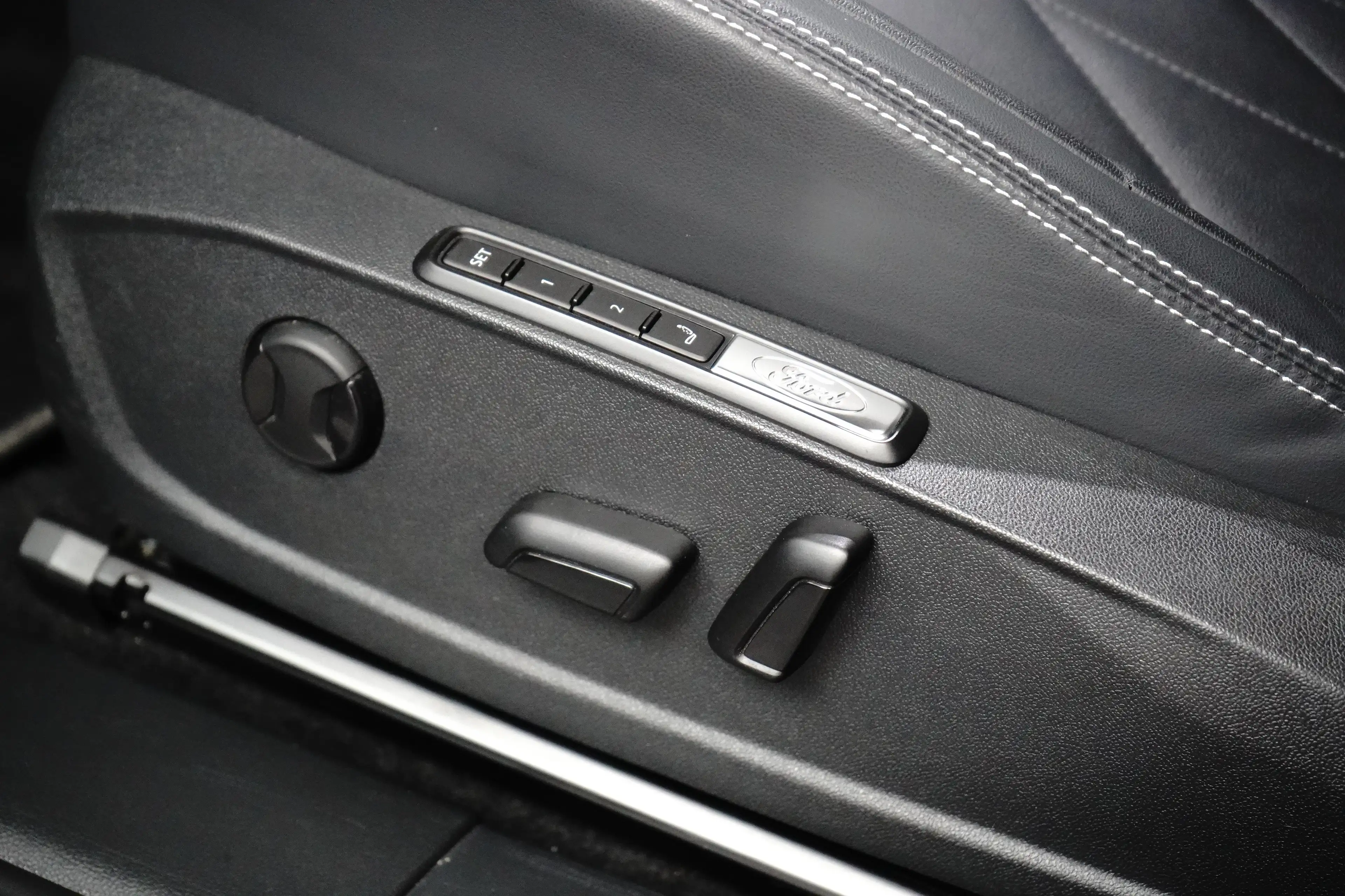 Ford Capri Premium Extended Range 340pk AWD 79KWh | AGR-Stoel — photo 8