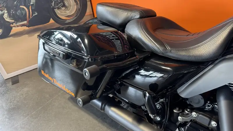 Harley-Davidson Tour Glide - foto 6