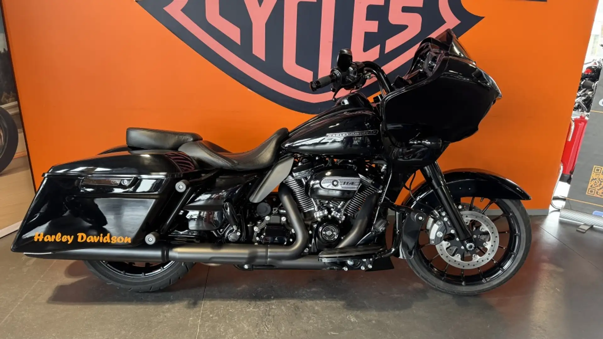 Harley-Davidson Tour Glide Road special Noir - 1