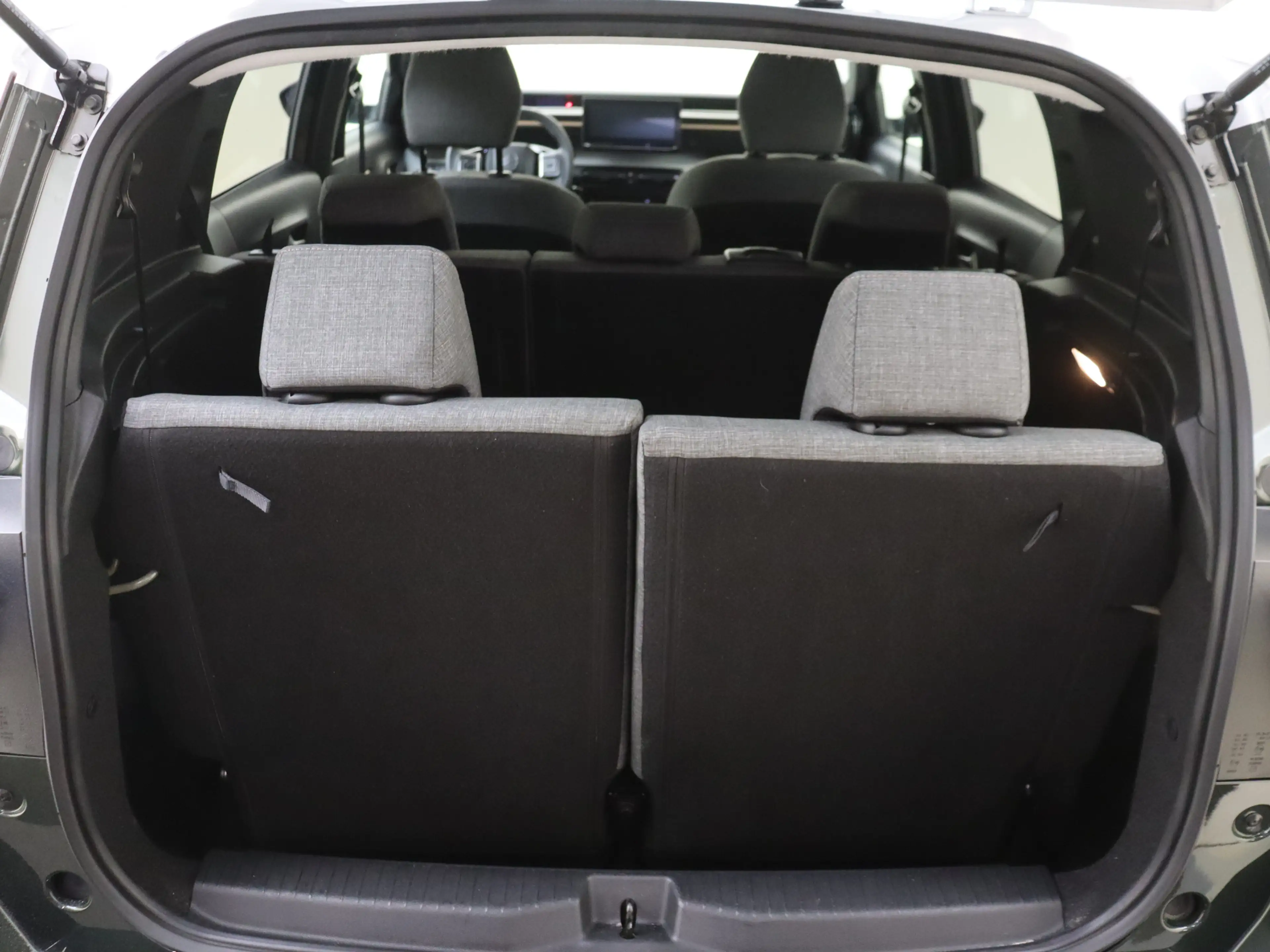 Citroen C3 Aircross 1.2 Turbo 145 Hybride Plus 7p. verlengde garantie — photo 13