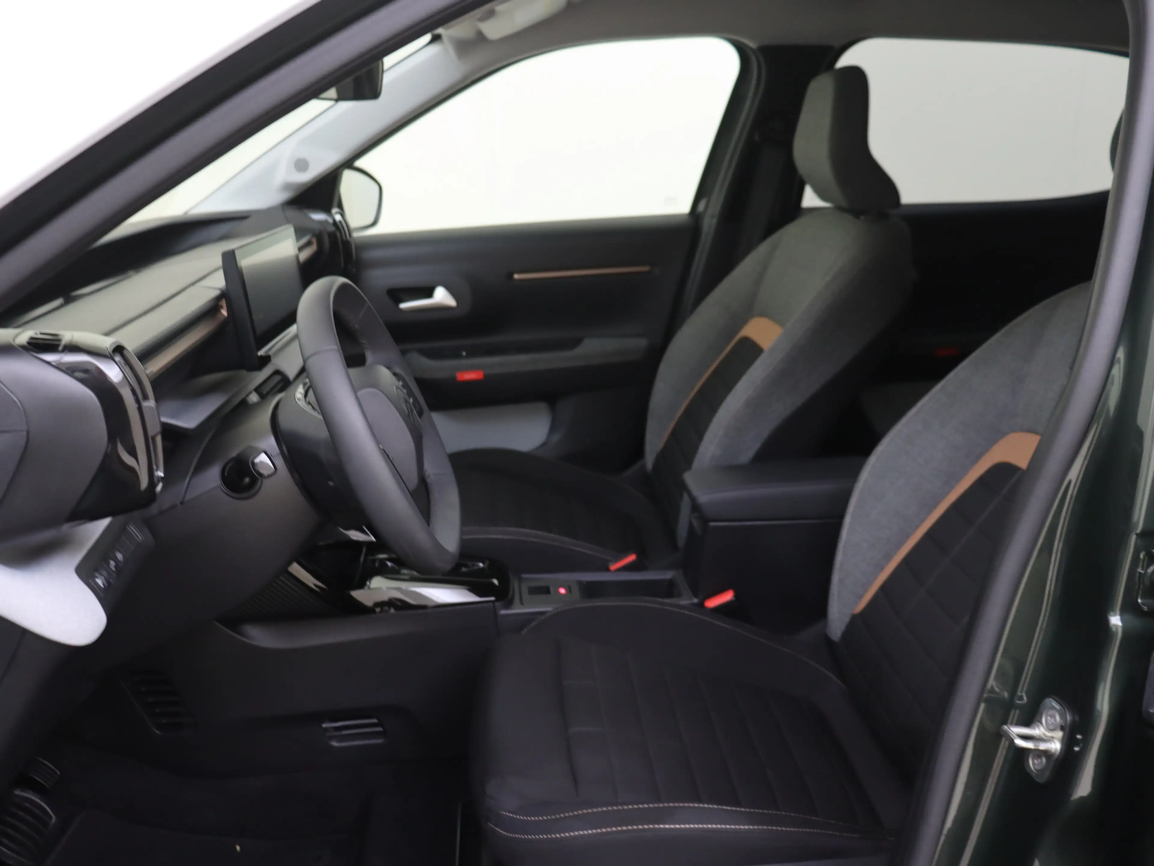 Citroen C3 Aircross 1.2 Turbo 145 Hybride Plus 7p. verlengde garantie — photo 10