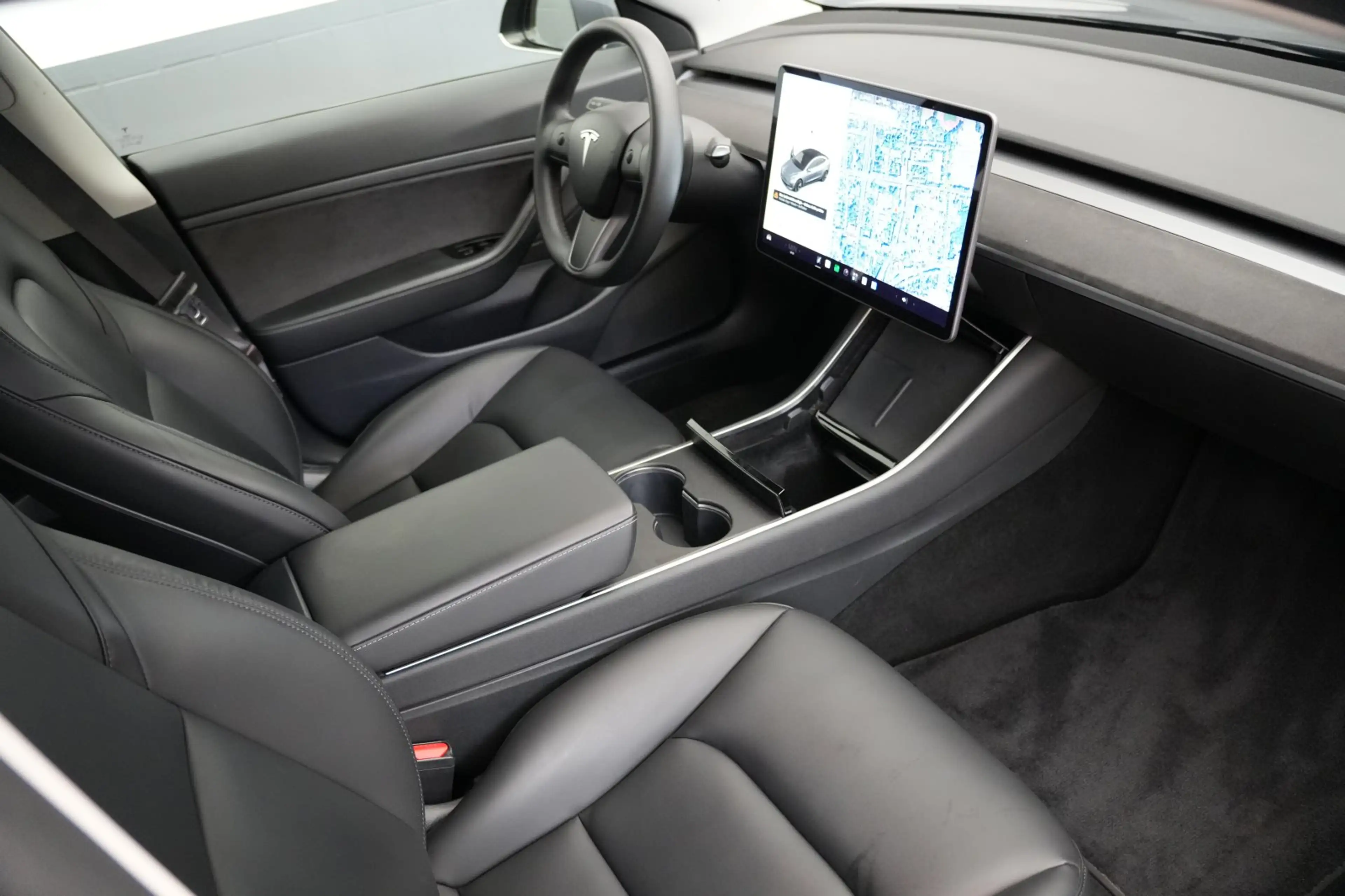Tesla Model 3 Standard Range + *AHK* — photo 19