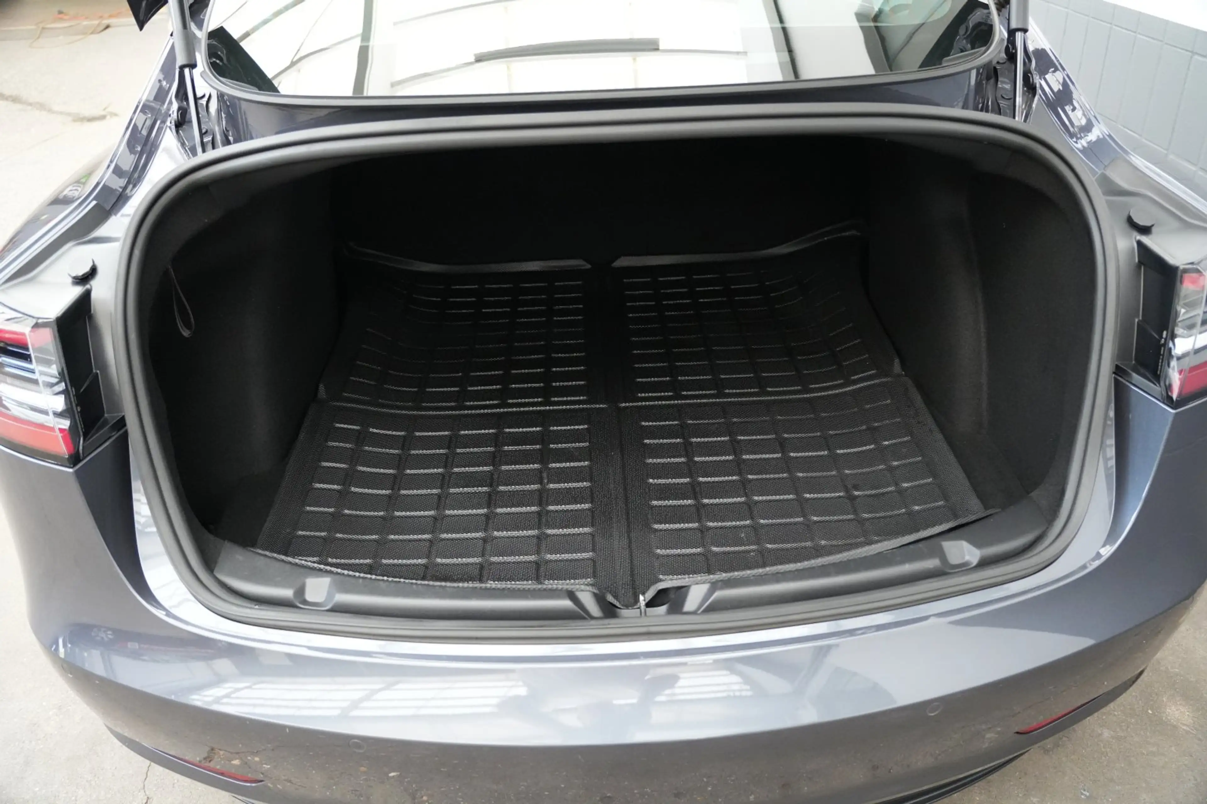 Tesla Model 3 Standard Range + *AHK* — photo 7