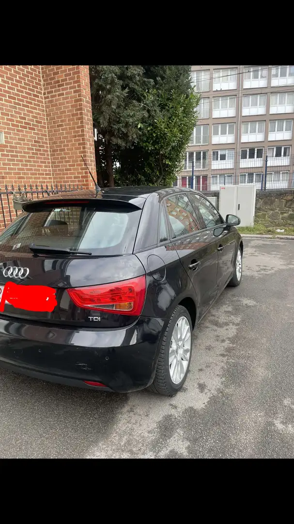 Audi A1 Sportback 1.6 TDi Attraction - 2