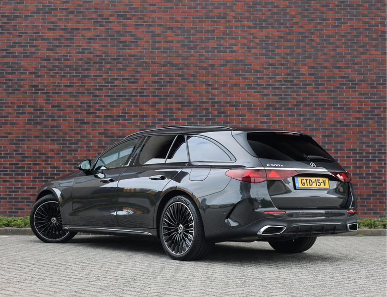 Mercedes-Benz E 300 Estate 300e | Pano - Burmester - HUD — photo 2