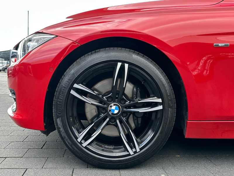 BMW 335 d xDrive Touring Sport Line | Head-Up | AHK — photo 9