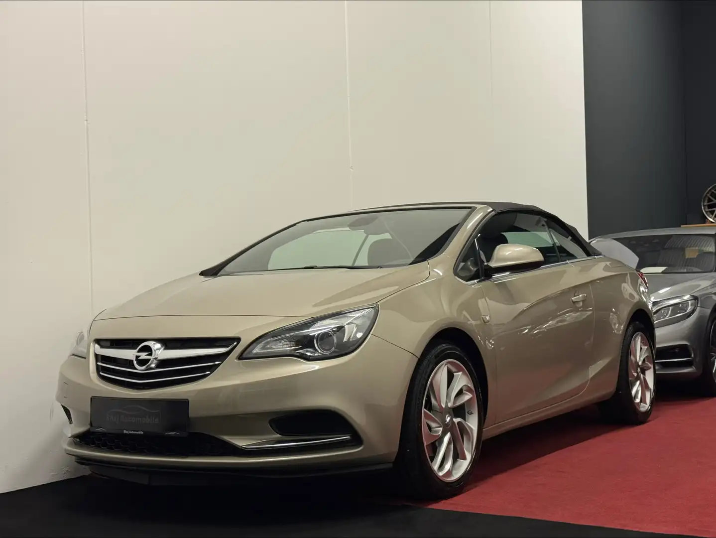 Opel Cascada Edition Beige - 1