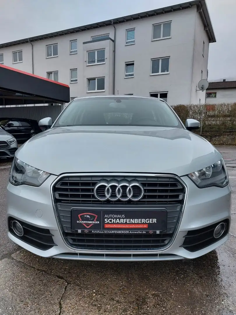 Audi A1 Sportback+V.Histor+SitzH+Automatik+Allwetter+ Silber - 2