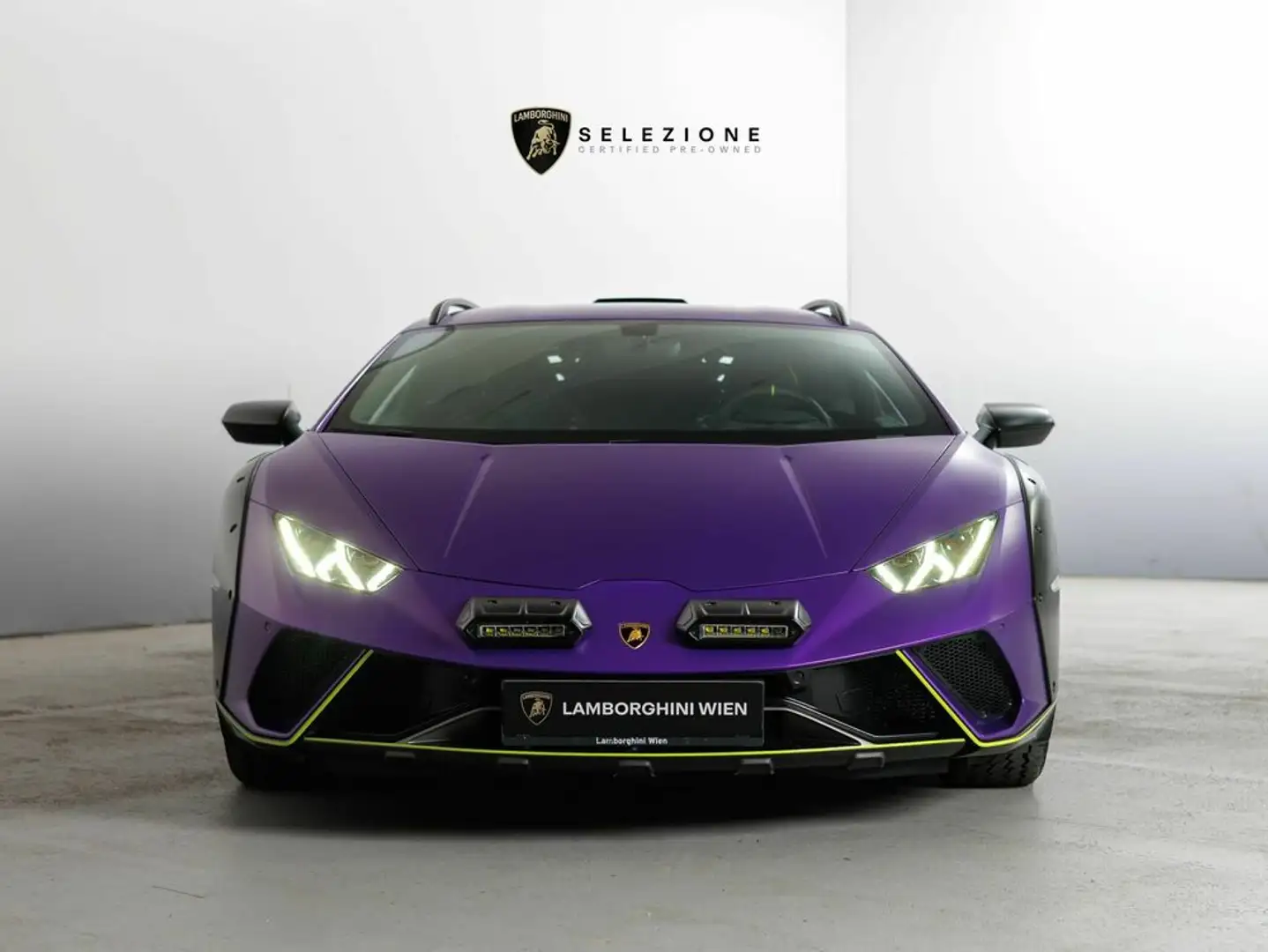 Lamborghini Huracán Sterrato Violett - 2
