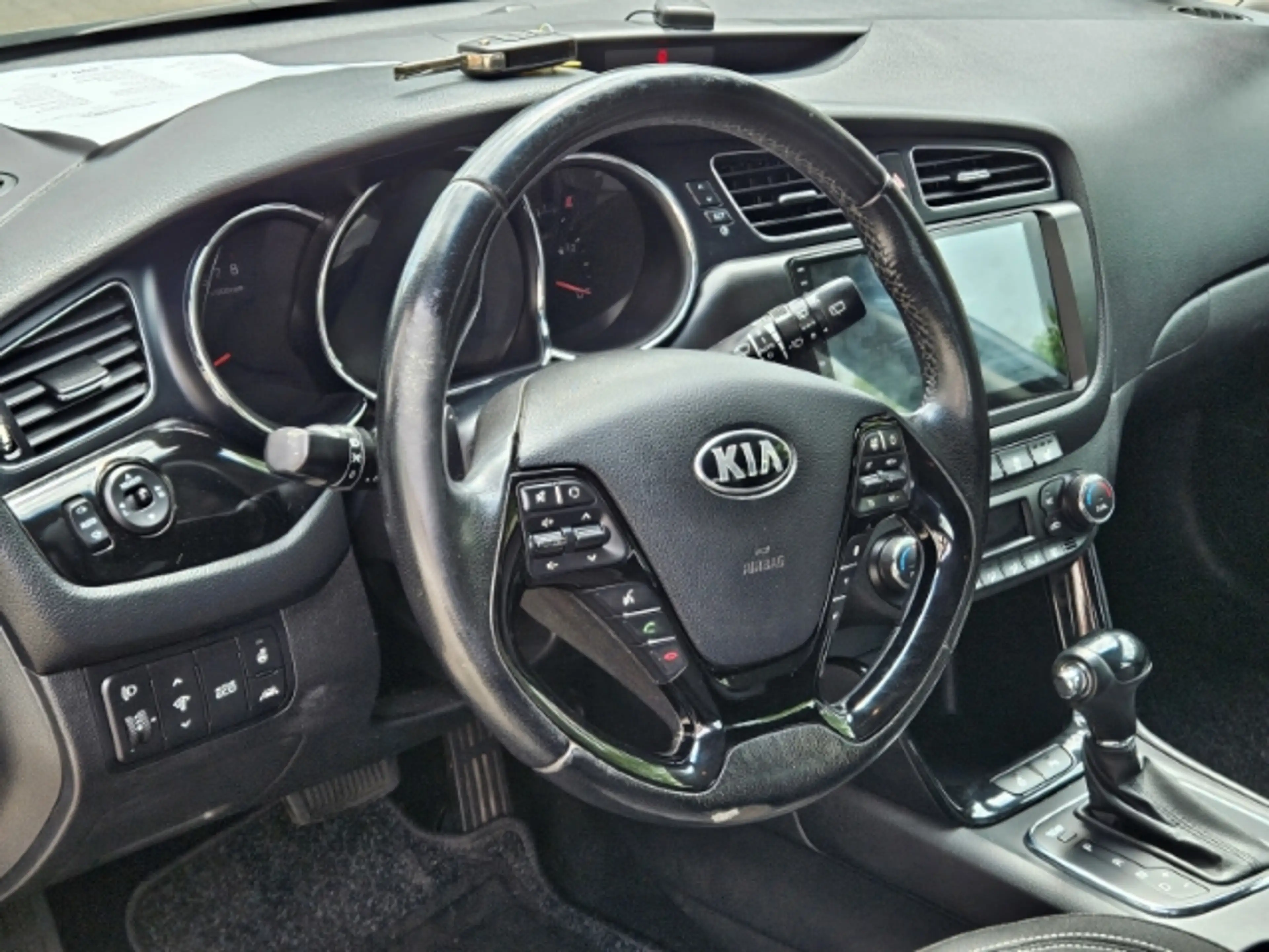 Kia Ceed SW / cee'd SW Sportswagon — photo 12