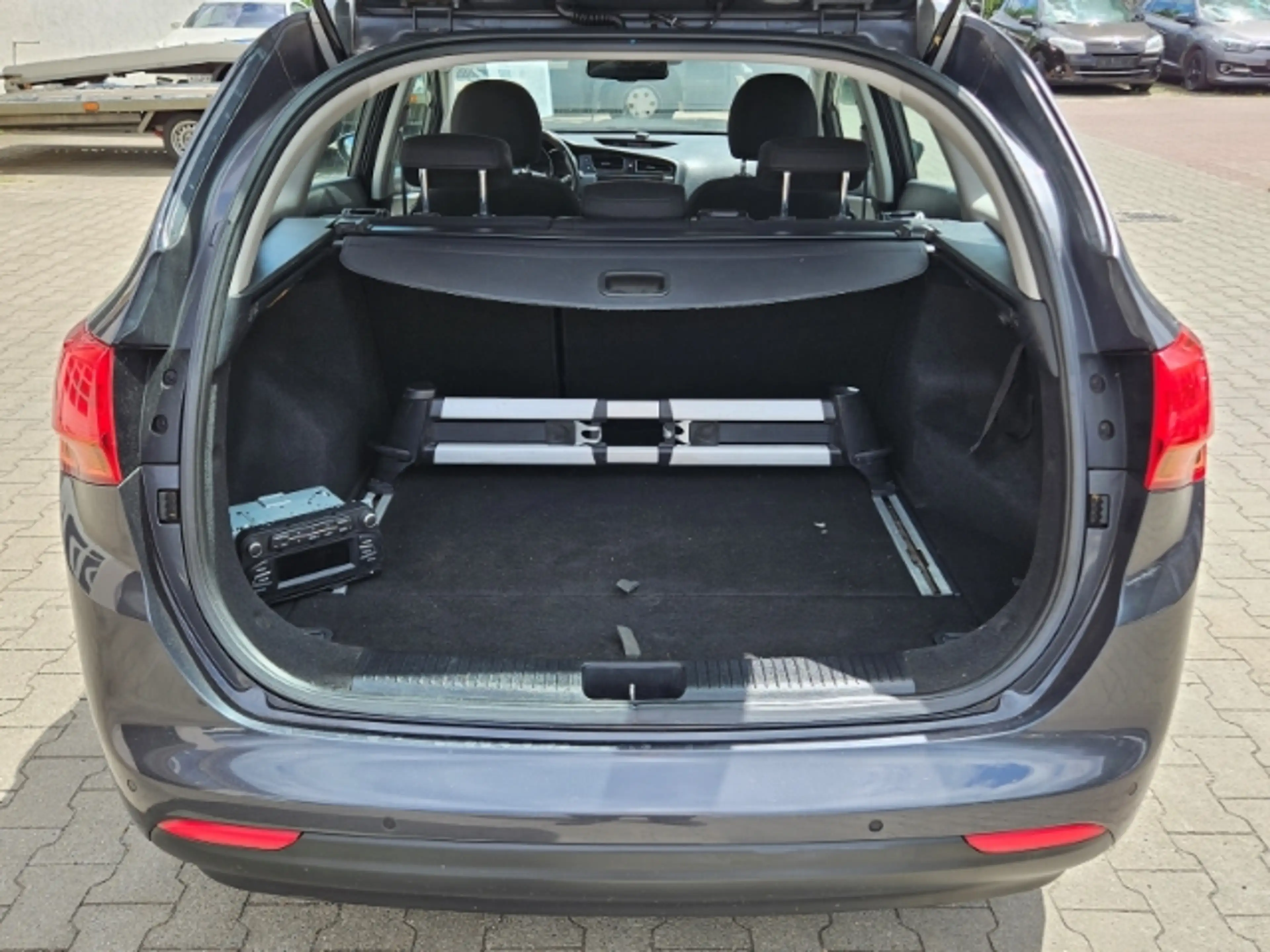 Kia Ceed SW / cee'd SW Sportswagon — photo 14