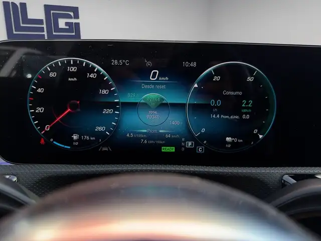 Mercedes-Benz CLA view 11