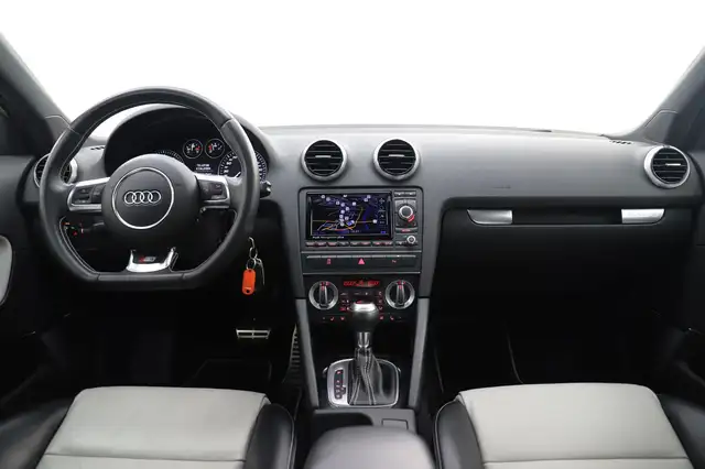 Audi S3 view 14