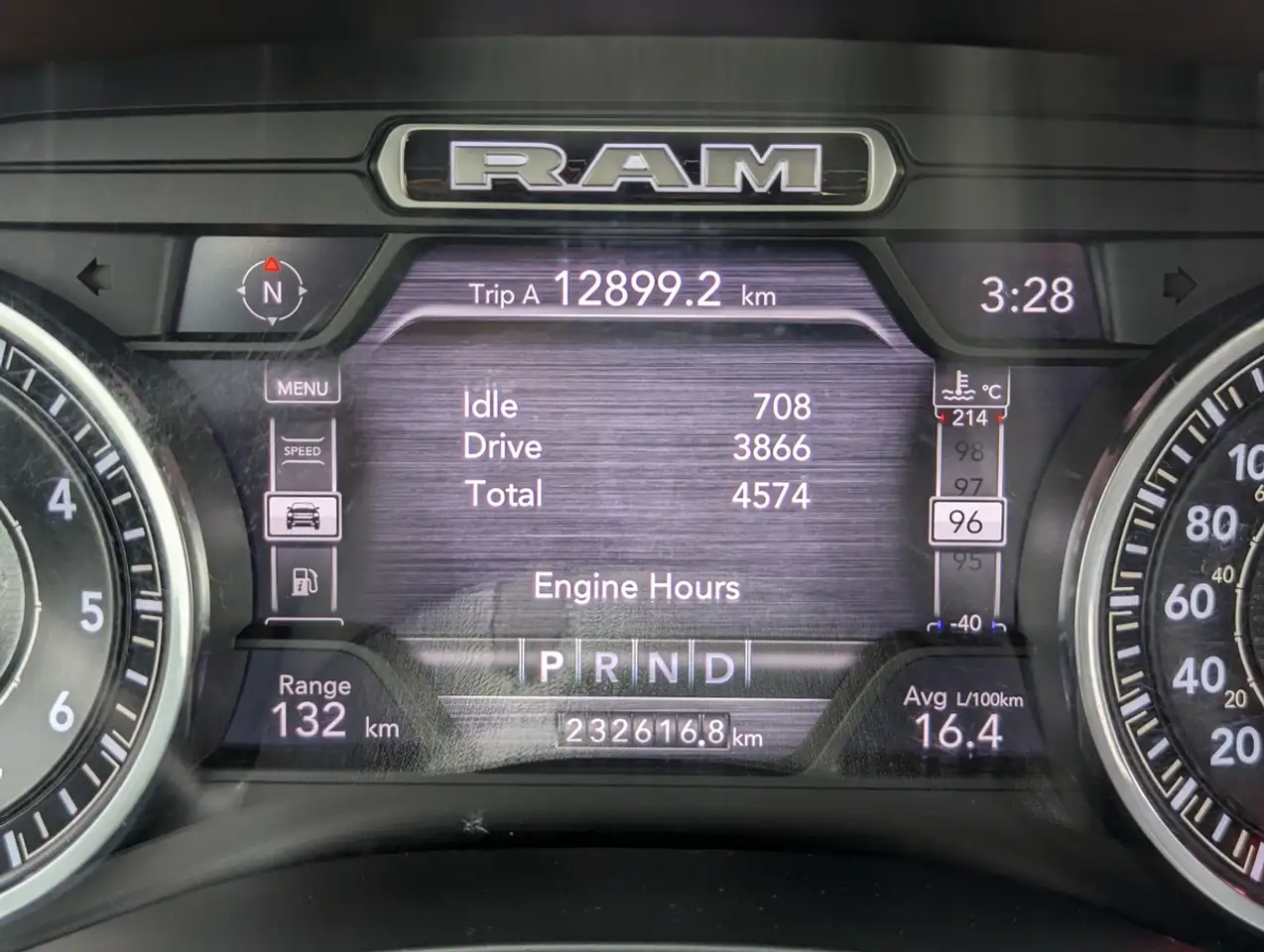 RAM 1500 снимка RAM 1500