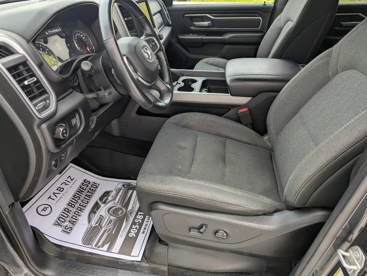 RAM 1500 снимка RAM 1500